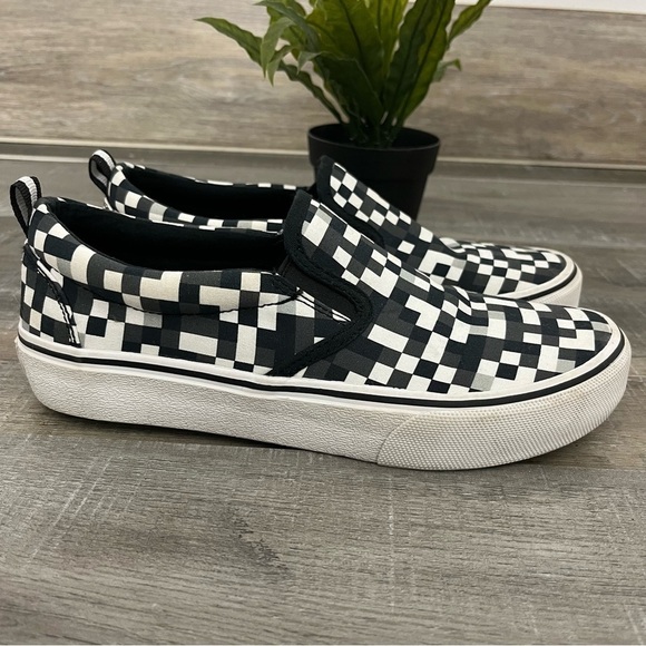 Sketchers Megacraft Black and White Sneaker Flats Size 4.5 - Picture 8 of 16